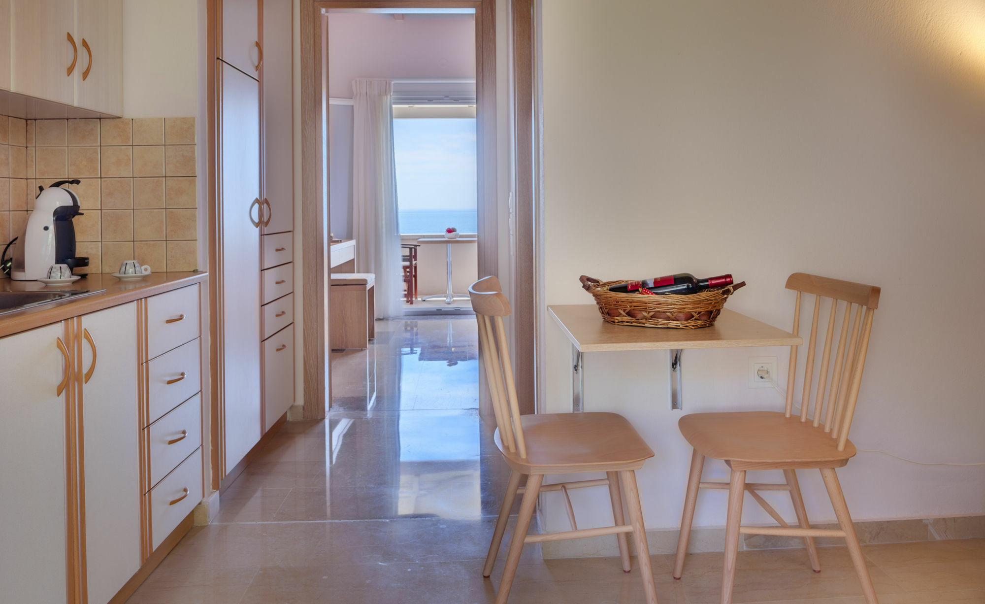 Krouzeri Beach Apartments Katávolosz Kültér fotó